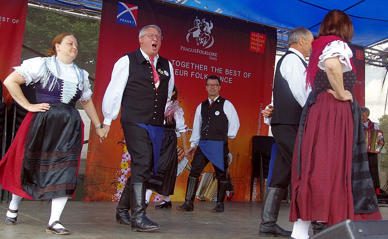 File:21.7.17 Prague Folklore Days 107 (35965783391).jpg