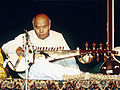 Ali Akbar Khan in 1988 geboren op 14 april 1922