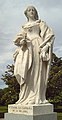 Statuia Isabellei de Sabatini Gardens în Madrid