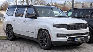 Jeep Grand Wagoneer (WS) - right front view