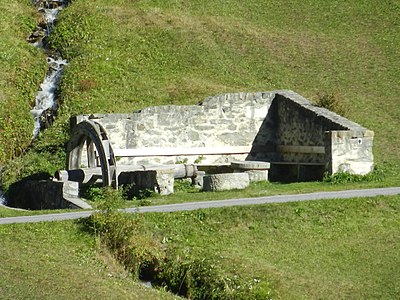 Alte Mühle bei Bos-cha mit Bach 2018