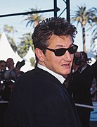 SeanPenn(CannesRedCarpet)-.jpg