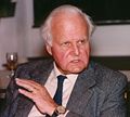 Carl Friedrich von Weizsäcker in 1993 (Foto: Ian Howard) overleden op 28 april 2007