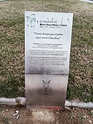 Placa en memoria de Maria Rosa Molas i Vallvé.jpg