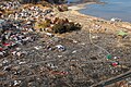 被災から1週間後の三陸海岸（2011年3月18日、岩手県上閉伊郡大槌町・吉里吉里駅周辺）