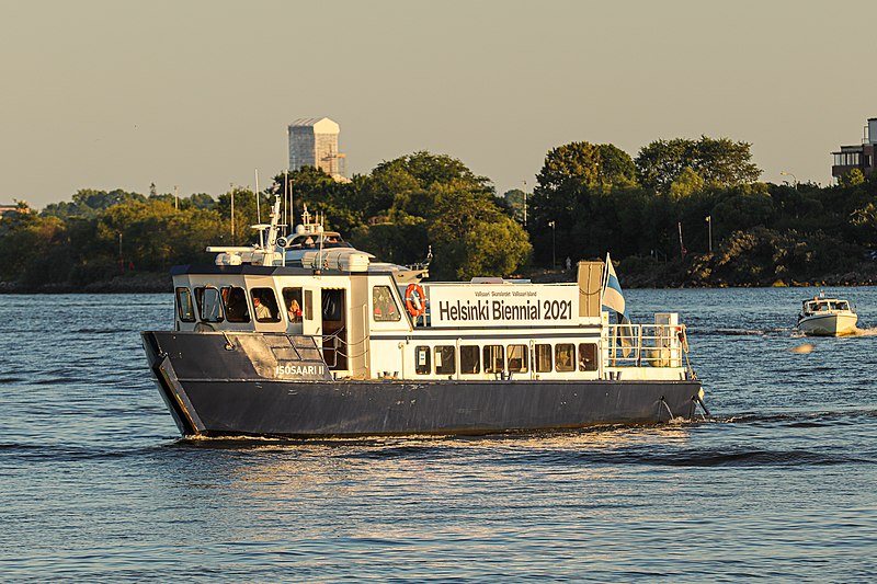 File:Isosaari II ship near Korkeasaari in Helsinki, Finland, 2021.jpg