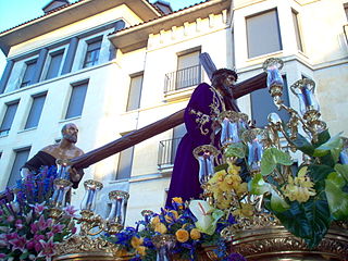 Semana Santa, Nuestro Padre Jesús Nazareno, de la Cofradía del Dulce Nombre de Jesús Nazareno (León), en la procesión de los Pasos de 2006.