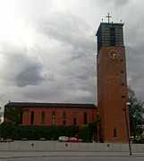 Lillestrøm Church, basilica layout, functionalism (1935)