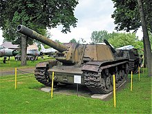 11-Heavy self propelled gun su 152-LMW.jpg