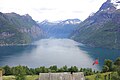 Utløpet av Geirangerfjorden, sett fra Ljøen ved Hellesylt