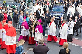 … zum Kölner Dom