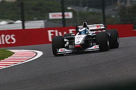 De McLaren MP4/13 tijdens een demonstratie voor de GP van Japan 2018