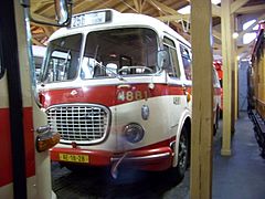 Škoda 706 RTO MTZ, muzeum MHD.jpg