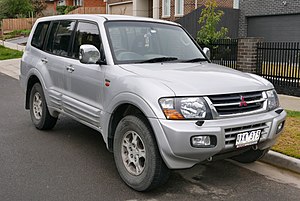 2004 Middle East Mitsubishi Pajero GLS.