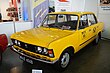 Polski Fiat 125p, typowa taksówka późnego PRL