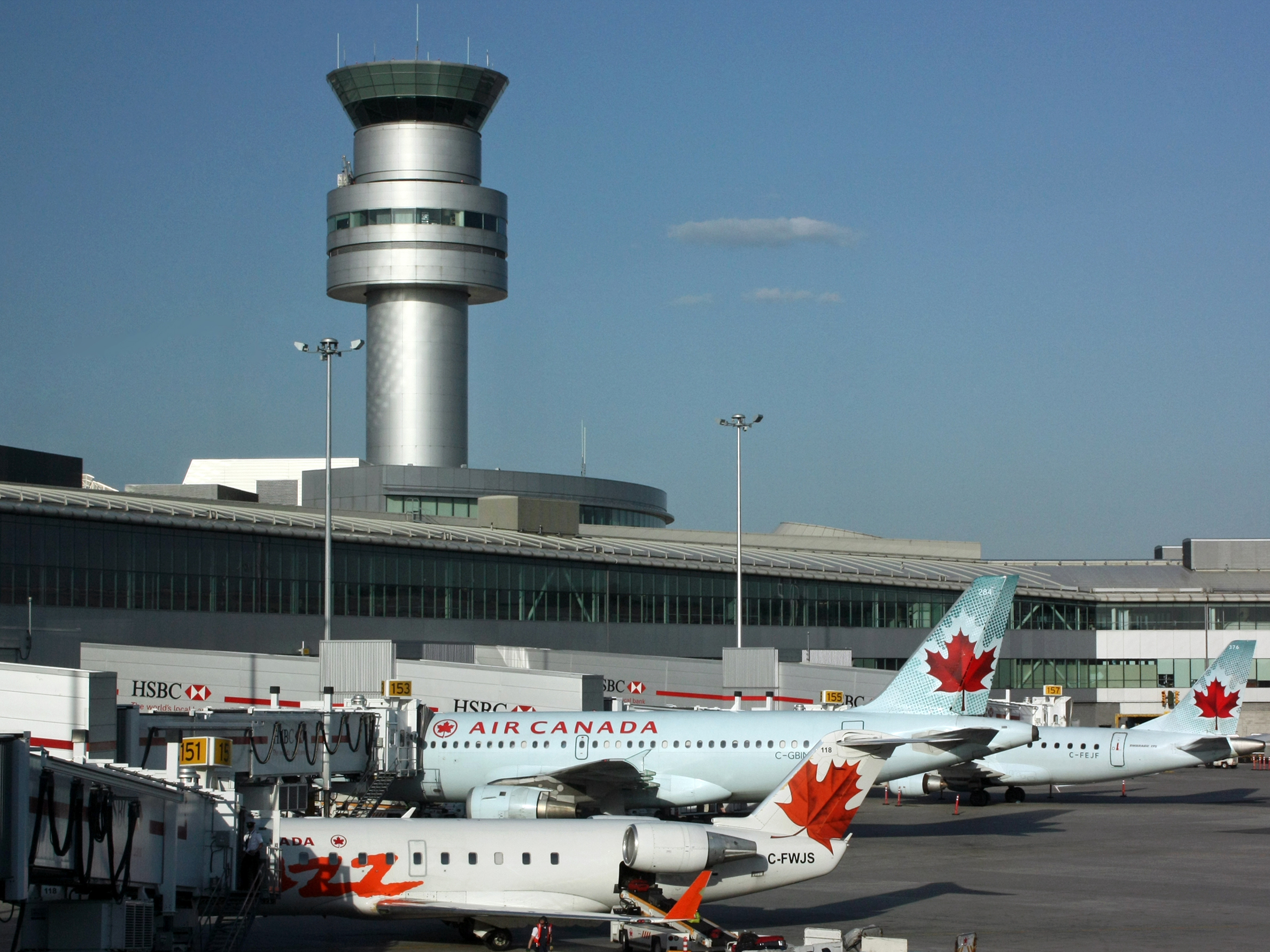 File:Toronto Airport.jpg - Wikimedia Commons