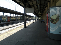 File:Pistoia 2 primo binario.JPG