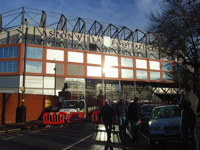 File:Villa Park - geograph.org.uk - 663827.jpg