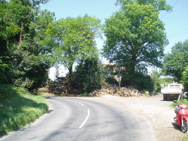 File:Corner into Birchgrove Road from Horsted Keynes - geograph.org.uk - 27102.jpg