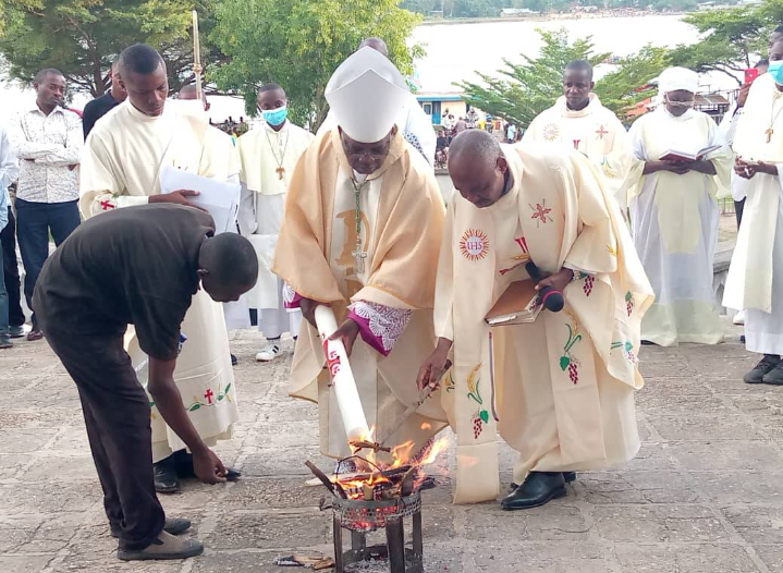 File:Messe samedi St.png