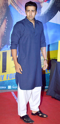 File:Charity Screening of Policegiri, July 2013.jpg