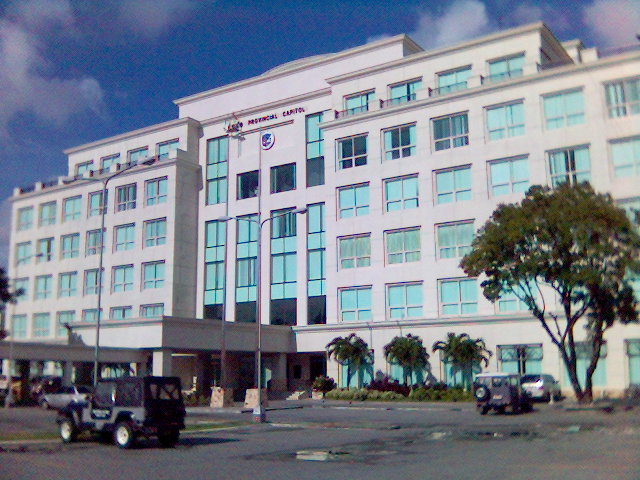 File:Capitolio Ilonggo.jpg