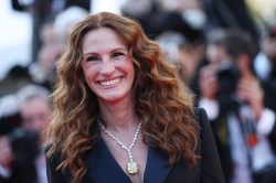 CANNES, FRANCE - MAY 19: Julia Roberts attends the screening of "Armageddon Time" during the 75th annual Cannes film festival at Palais des Festivals on May 19, 2022 in Cannes, France. (Photo by Vittorio Zunino Celotto/Getty Images)