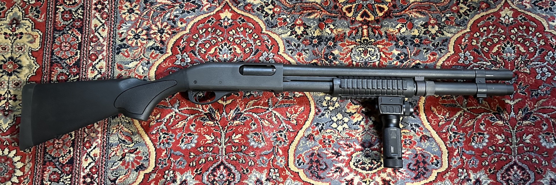 REMINGTON 870 TACTICAL WITH LIGHTED FOREND