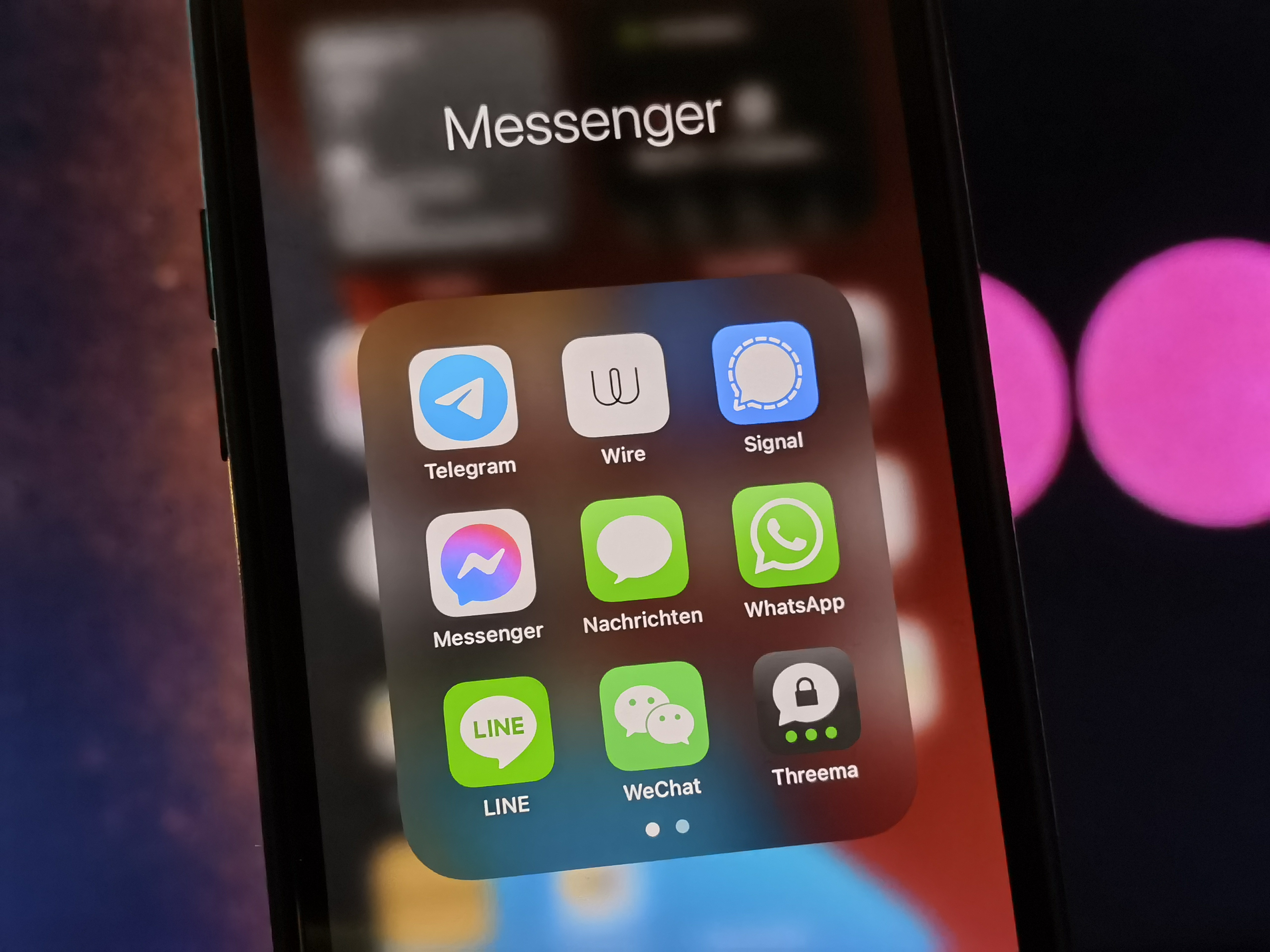 Messenger apps on a smartphone