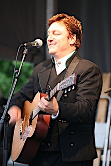 Endresen performing in 2007