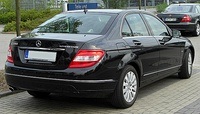 Saloon (pre-facelift)