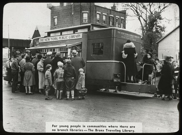 Traveling public library in 1938