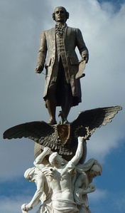 Monumento a Pedro Vicente Maldonado en Riobamba.