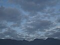 Puesta del sol sobre el volcán Pichincha.