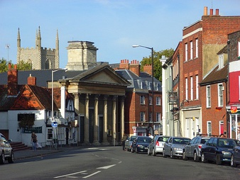 Castle Street in the town venter of Reading