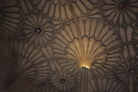 Bóveda de abanico en la escalera del a Christ Church, Oxford