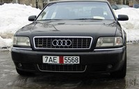 Pre-facelift Audi A8 4.2 quattro