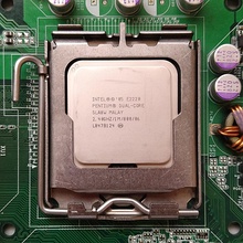 Процессор Intel Pentium Dual-Core E2220 2.40 (Allendale)