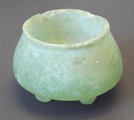 Green aragonite tripod vase Mid-Euphrates 6000 BC Louvre Museum AO 28386