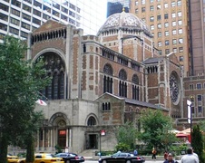 Iglesia Episcopal de San Bartolomé (1916-1917), Nueva York, obra de Bertram Goodhue