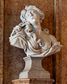 Lucrezia by Filippo Parodi