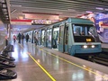 Tren Alstom NS 93 en la estación.