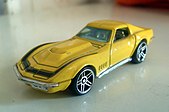 Model cars in 1:64 scale by Hot Wheels and Johnny Lightning, fltr (above): 1969 Chevrolet Corvette, 1977 Pontiac Firebird; (below): 1975 Ford Torino Starsky & Hutch, 1970 Chevrolet Chevelle