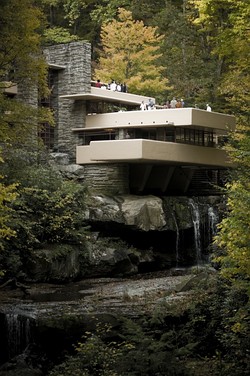 Arquitectura: Casa de la Cascada (1939), de Frank Lloyd Wright.