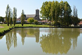 The church and lake in Palluau