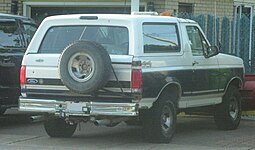 Ford Bronco 1992–1996, vista trasera