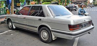 Toyota Crown Sedan 2.0i Royal Saloon (Indonesia)