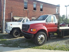 Class 6 2002 Ford F-650 in front (GVWR: 26000 lb), 1989 Ford F-600 in back (GVWR: 20,200 pounds (9.2 t)