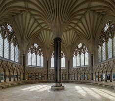 A staircase leads from the cathedral (right) to the chapter house and the Chain Gate which gives access to Vicars Close.