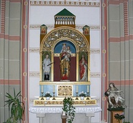 Altar in der Pfarrkirche St. Martin in Hundersingen